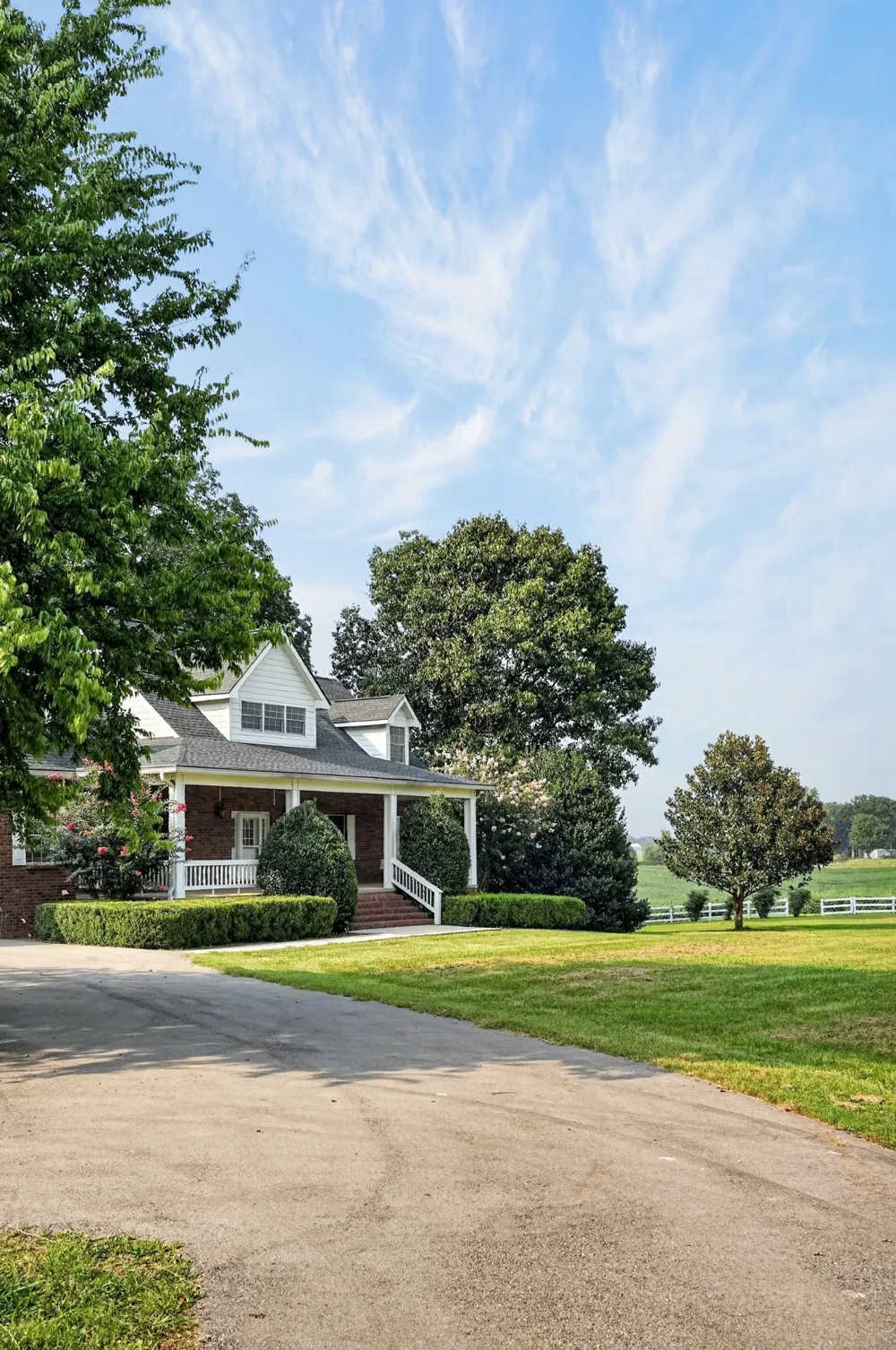 3667 Locke Bend Rd Rock Island, TN 38581