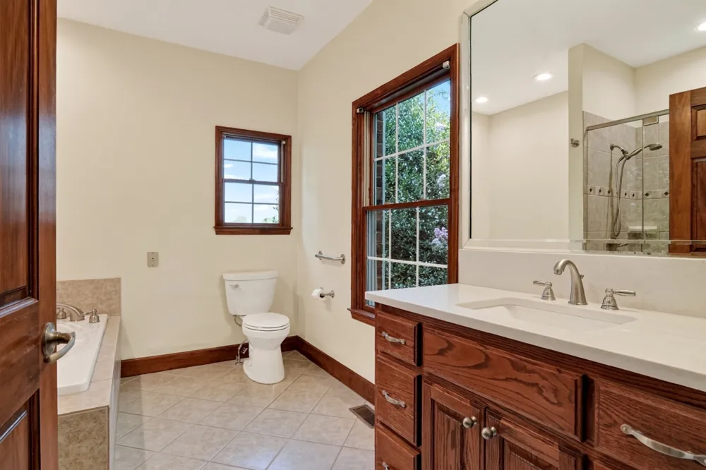 3667 Locke Bend Rd Rock Island, TN 38581