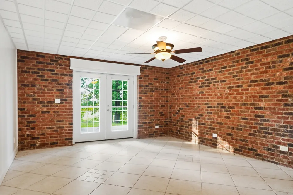 3667 Locke Bend Rd Rock Island, TN 38581