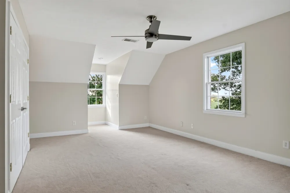 3667 Locke Bend Rd Rock Island, TN 38581