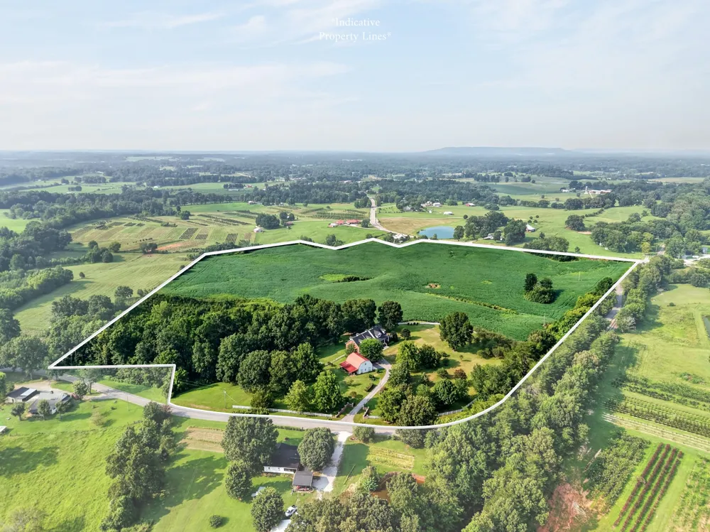 3667 Locke Bend Rd Rock Island, TN 38581