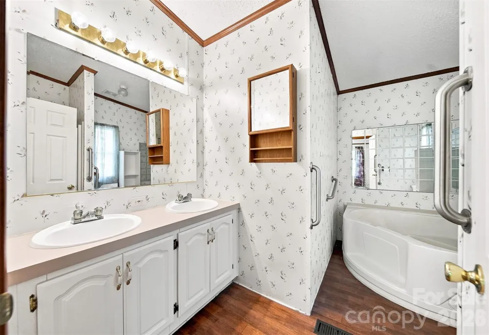 3408 Landis Lane Nebo, NC 28761