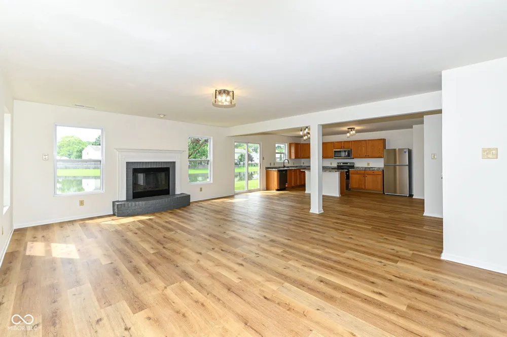 10927 Mansfield Way Ingalls, IN 46048