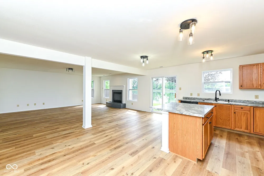 10927 Mansfield Way Ingalls, IN 46048