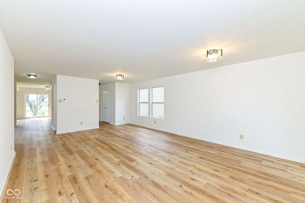 10927 Mansfield Way Ingalls, IN 46048
