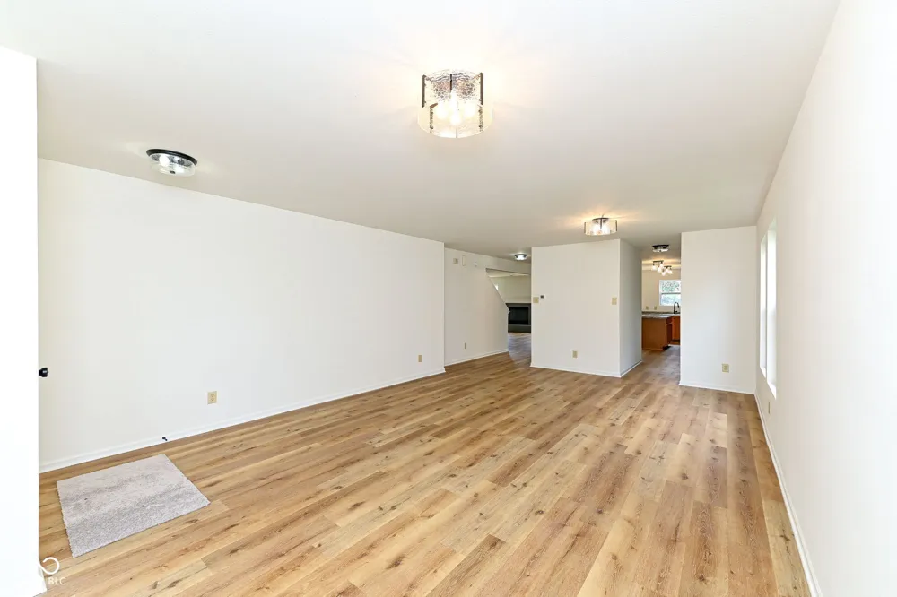 10927 Mansfield Way Ingalls, IN 46048