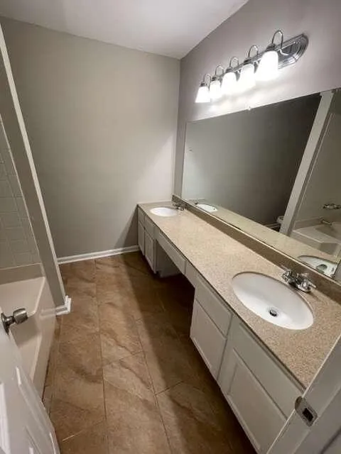 5955 King Way Walk Lithonia, GA 30058