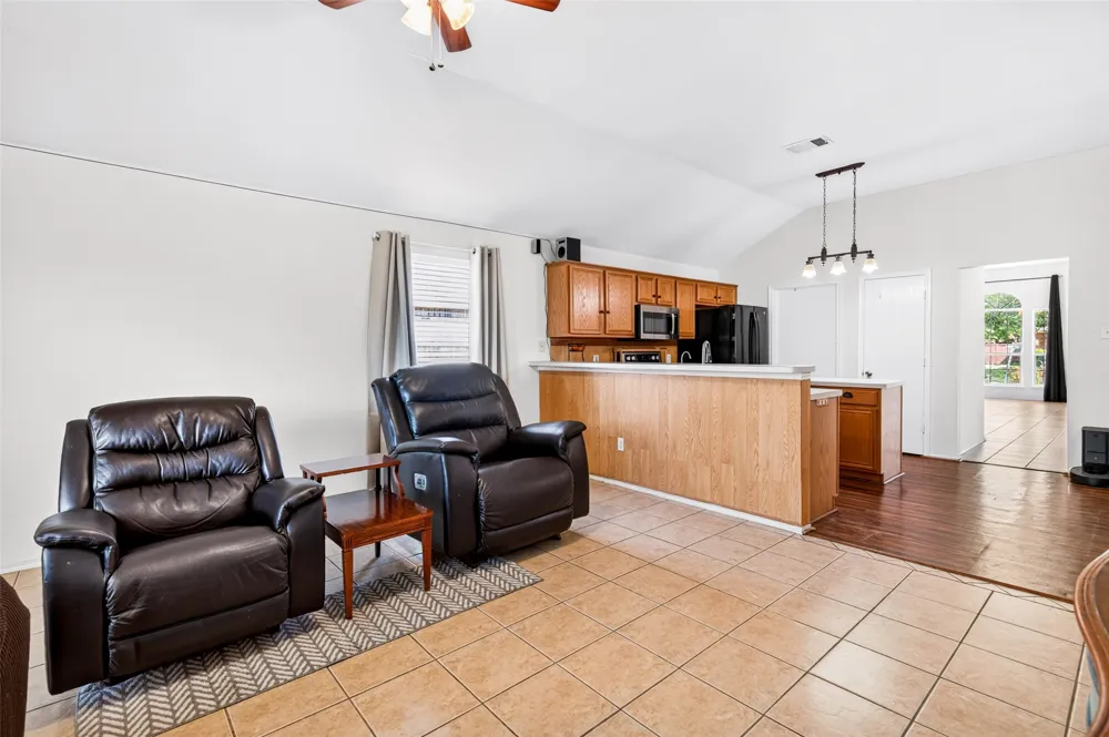 825 Rowdy Drive Royse City, TX 75189
