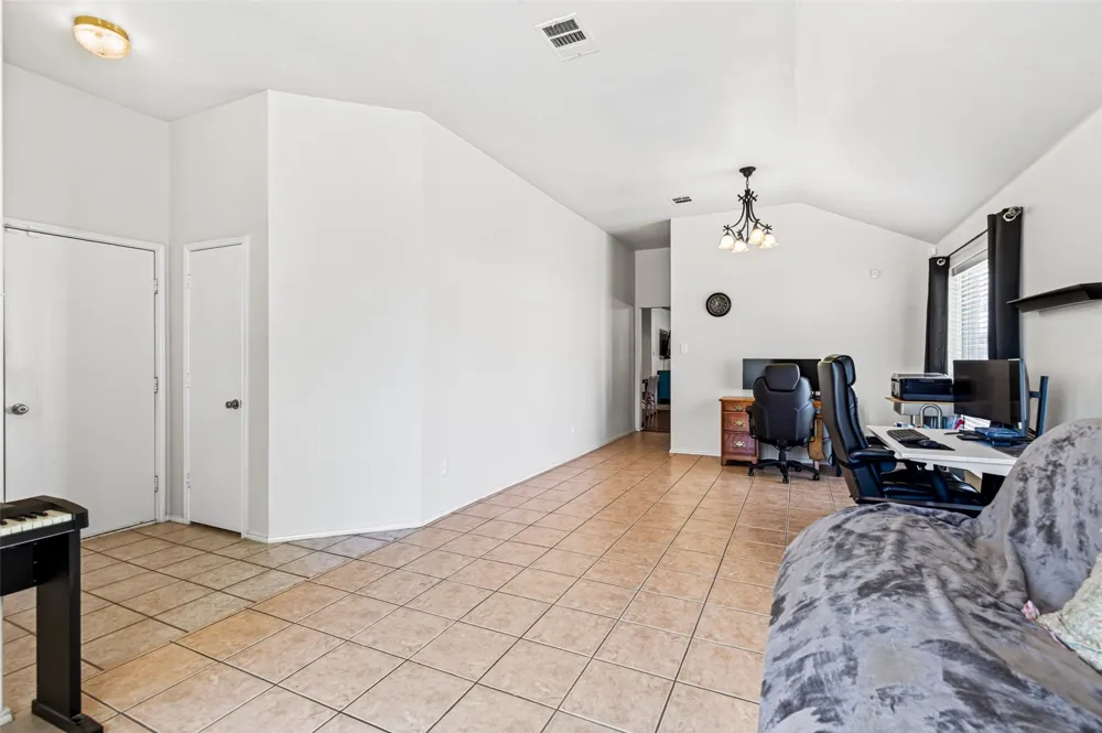 825 Rowdy Drive Royse City, TX 75189