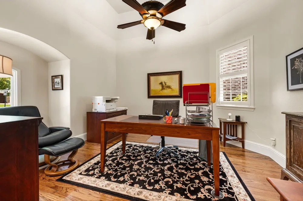 805 Creekview Lane Colleyville, TX 76034