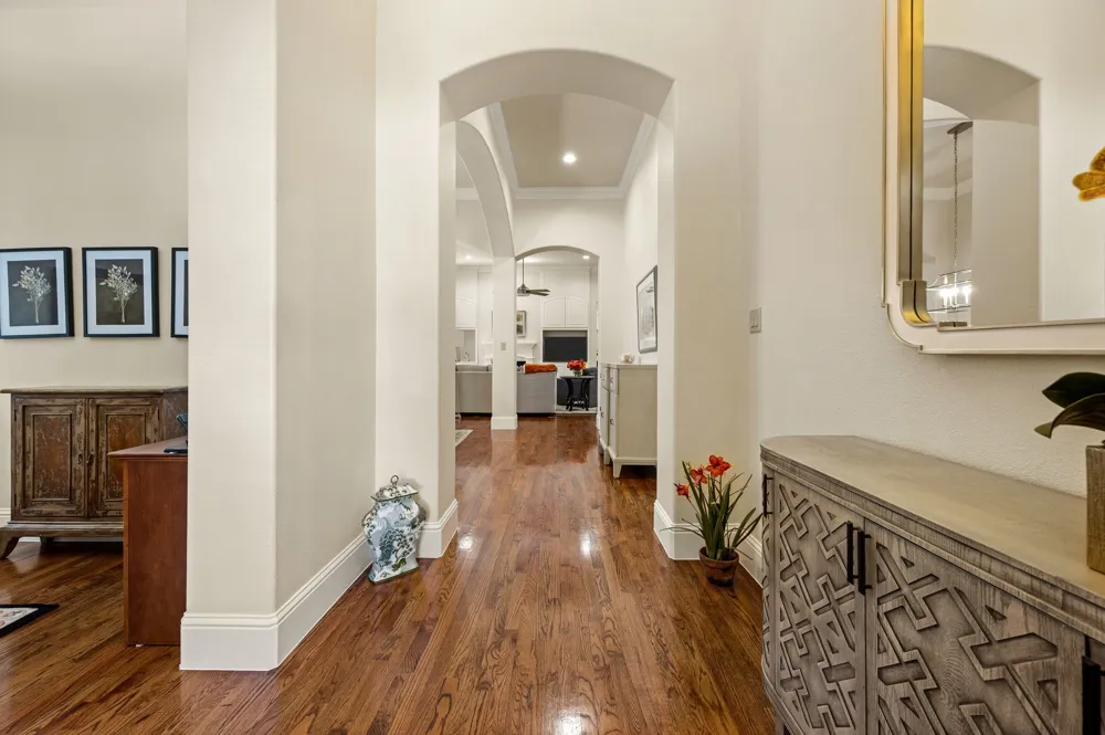 805 Creekview Lane Colleyville, TX 76034