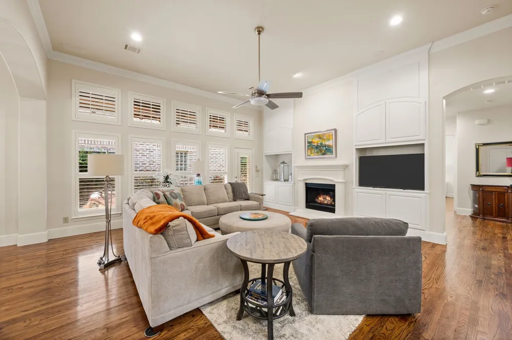 805 Creekview Lane Colleyville, TX 76034
