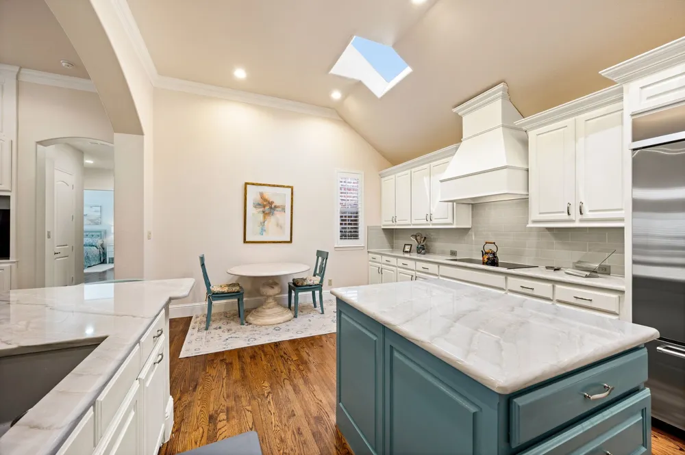 805 Creekview Lane Colleyville, TX 76034