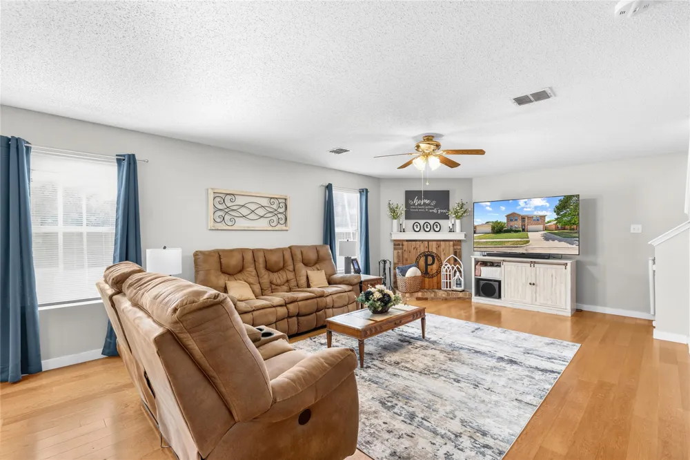 2212 Plum Court Little Elm, TX 75068