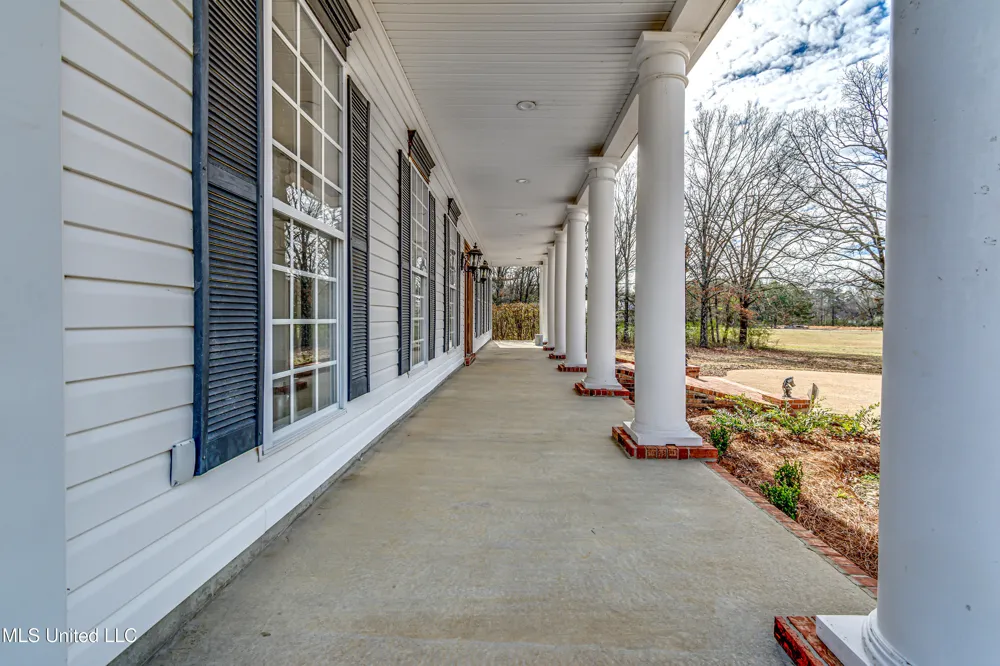 200 Cripple Creek Road Canton, MS 39046