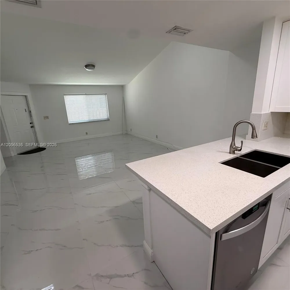 3349 NW 101st Ave Sunrise, FL 33351