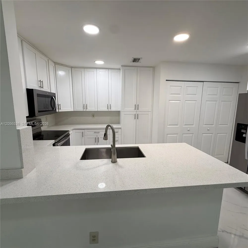 3349 NW 101st Ave Sunrise, FL 33351