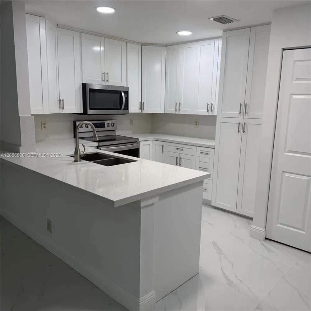 3349 NW 101st Ave Sunrise, FL 33351