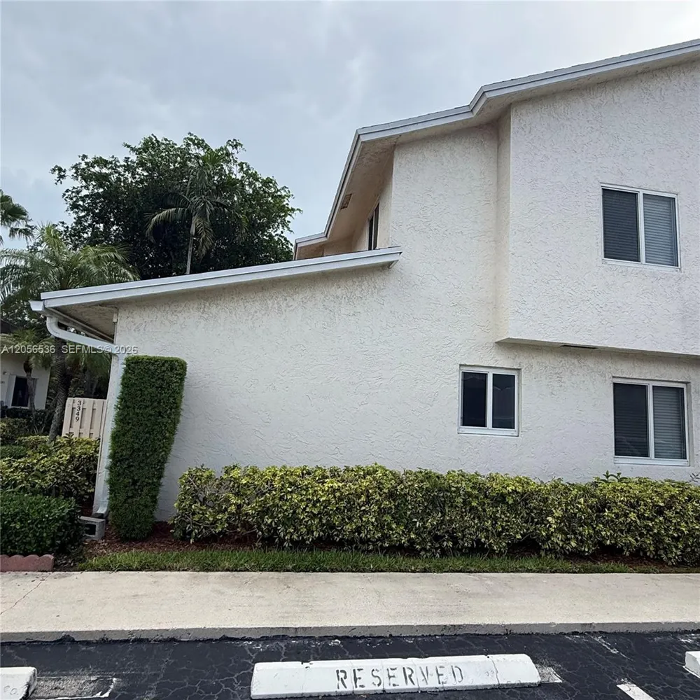 3349 NW 101st Ave Sunrise, FL 33351