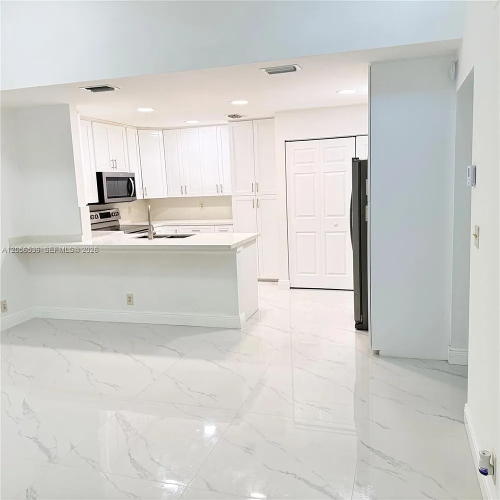3349 NW 101st Ave Sunrise, FL 33351