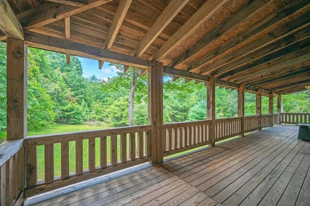 495 Dockery Lane Mineral Bluff, GA 30559