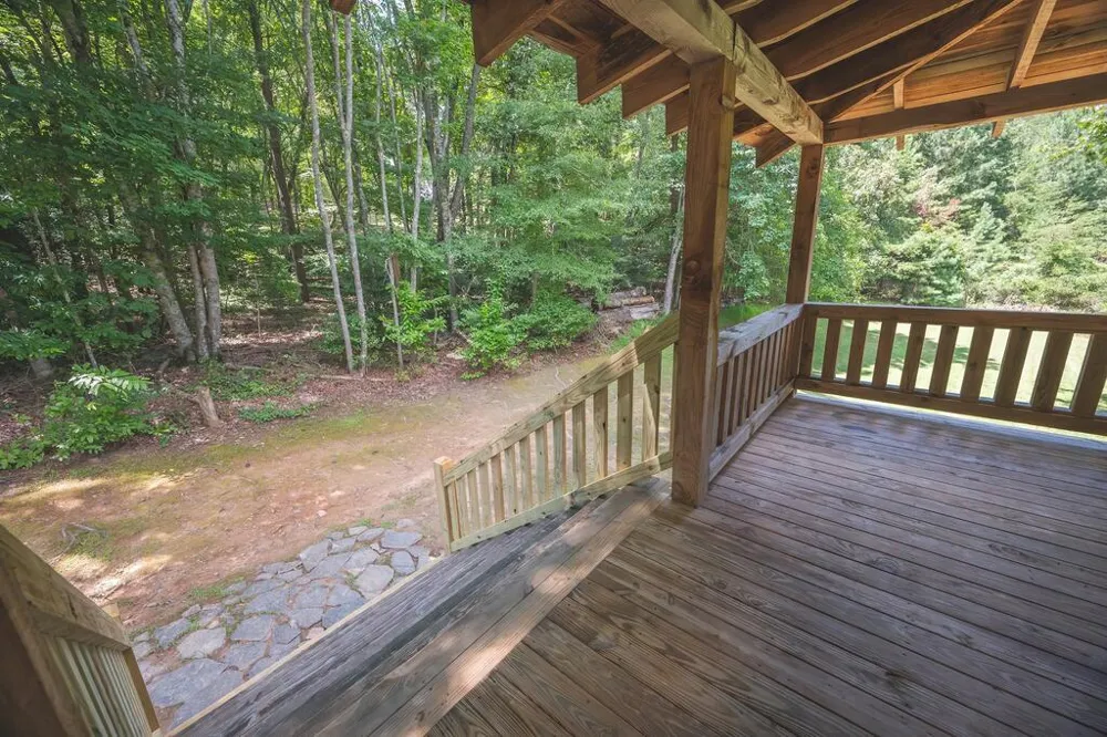 495 Dockery Lane Mineral Bluff, GA 30559