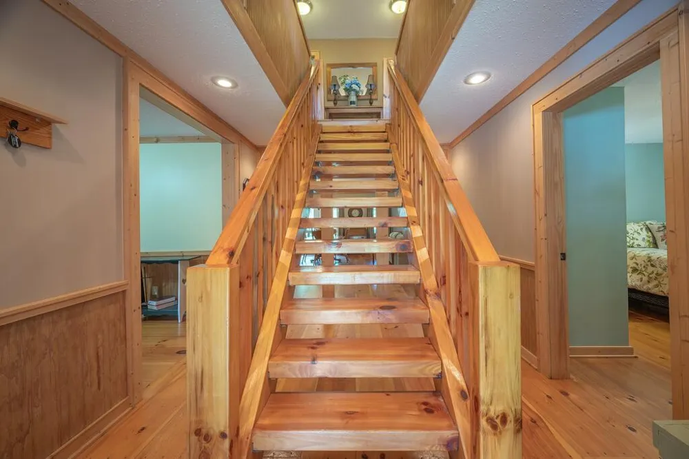 495 Dockery Lane Mineral Bluff, GA 30559