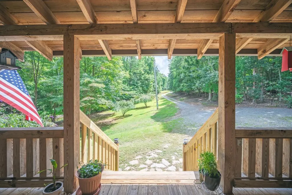 495 Dockery Lane Mineral Bluff, GA 30559
