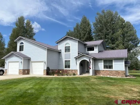 1045 Fairway Lane