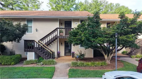 208 Driftwood Lane