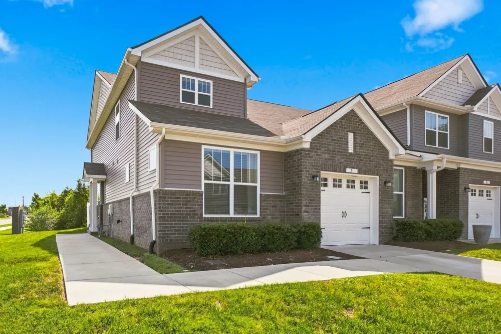 3 Torrey Pines Ln Lebanon, TN 37087
