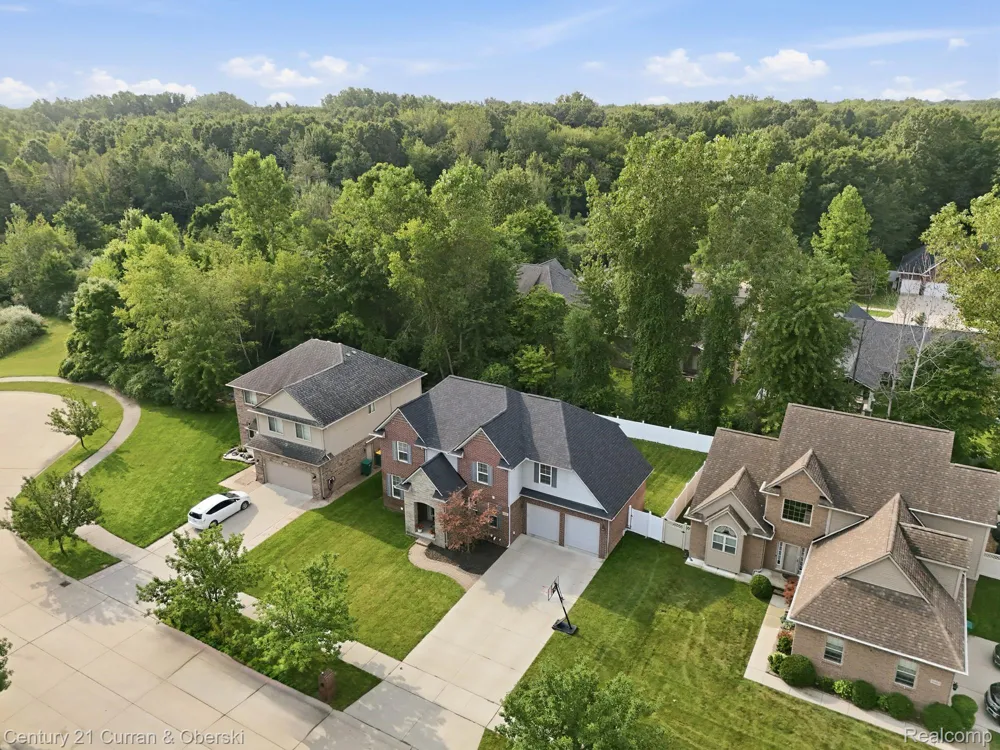 26643 Carly Drive Brownstown Charter Township, MI 48174