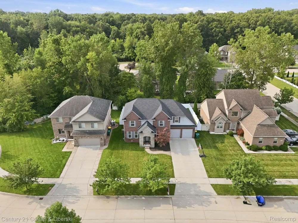 26643 Carly Drive Brownstown Charter Township, MI 48174