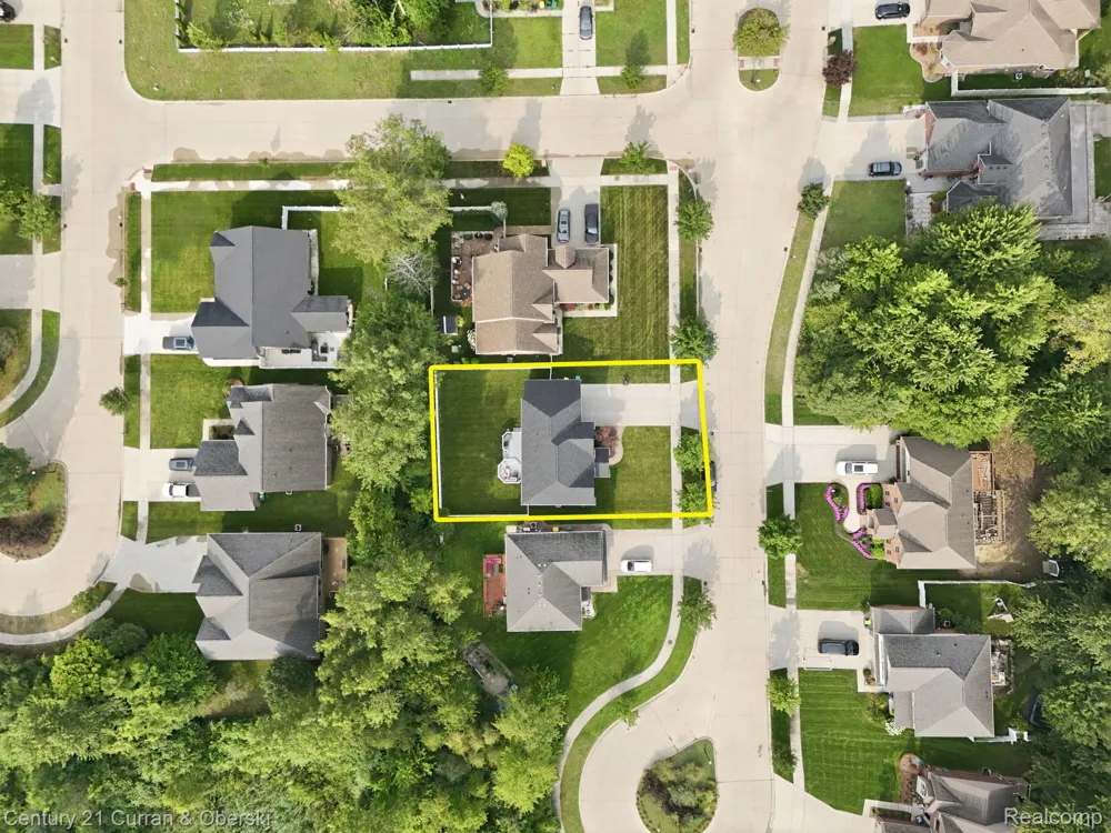 26643 Carly Drive Brownstown Charter Township, MI 48174