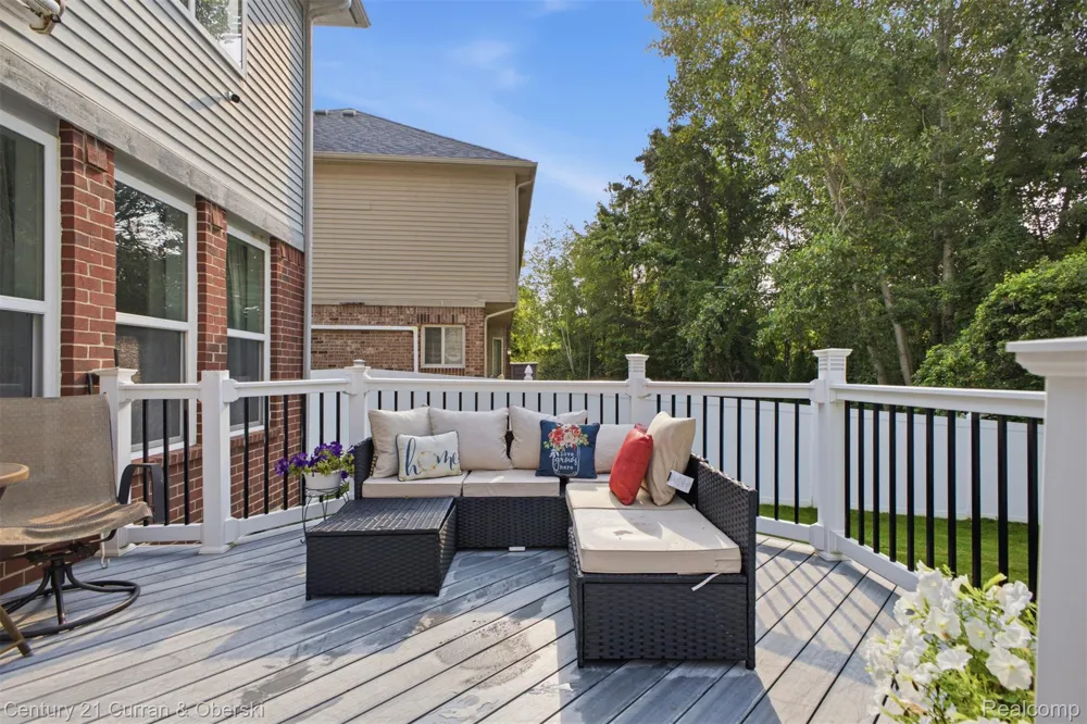 26643 Carly Drive Brownstown Charter Township, MI 48174
