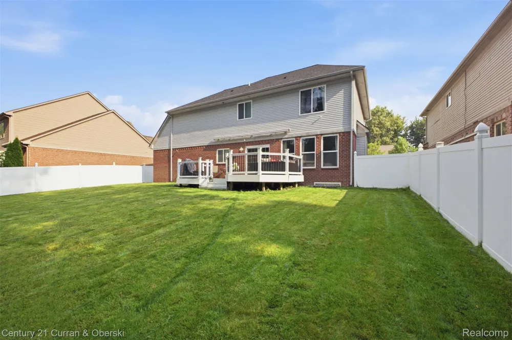 26643 Carly Drive Brownstown Charter Township, MI 48174