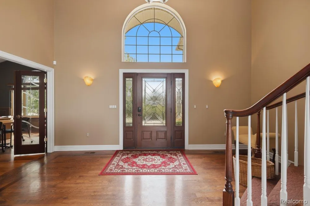 9669 Steephollow Drive White Lake Charter Township, MI 48386
