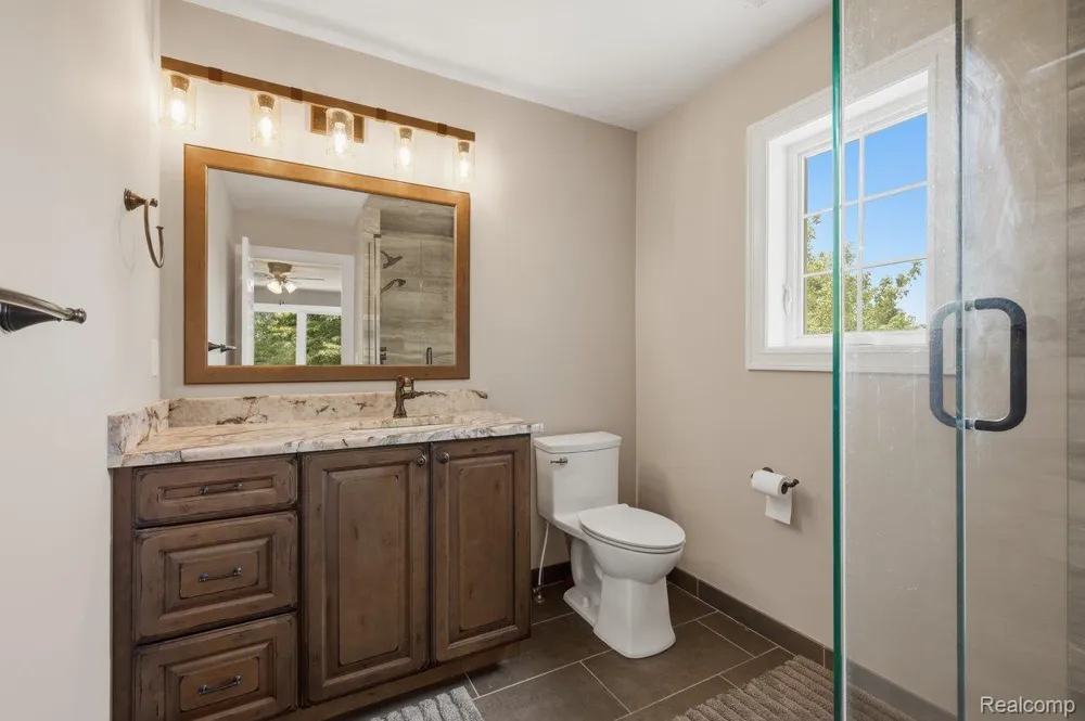 9669 Steephollow Drive White Lake Charter Township, MI 48386