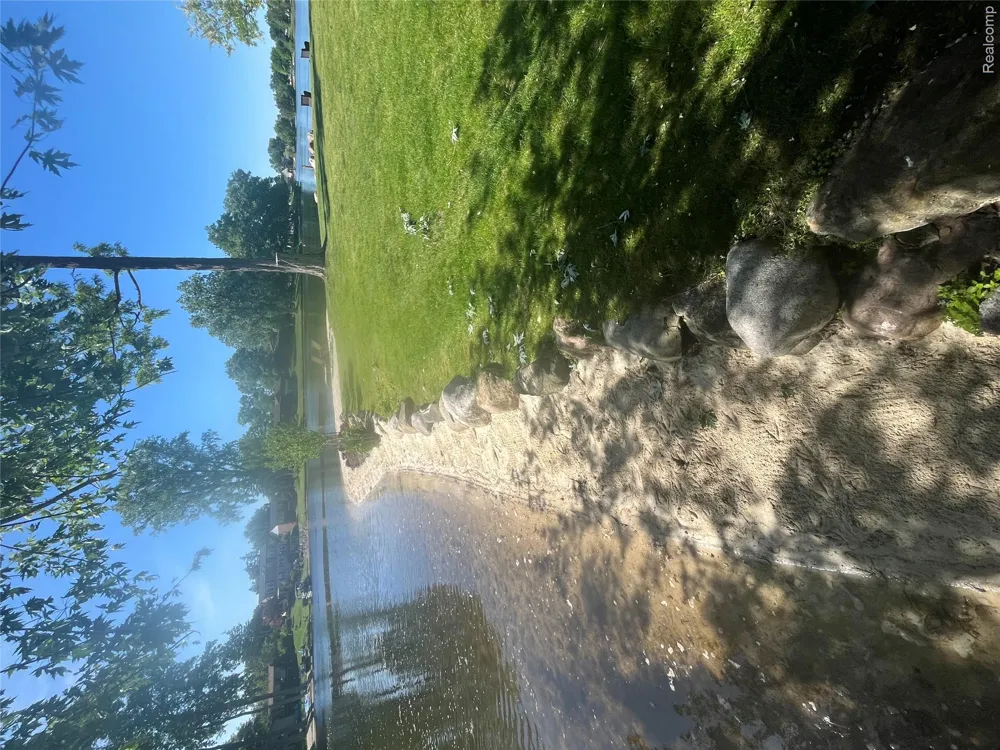 9669 Steephollow Drive White Lake Charter Township, MI 48386