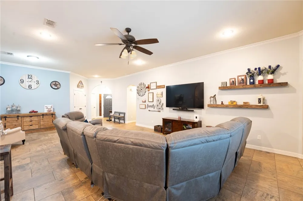 3826 Holland Drive Corpus Christi, TX 78418