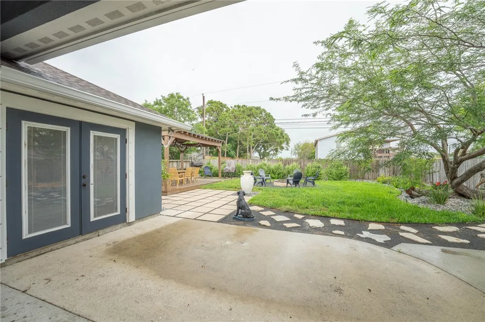 3826 Holland Drive Corpus Christi, TX 78418