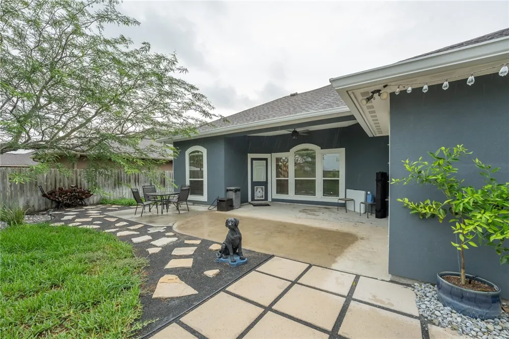 3826 Holland Drive Corpus Christi, TX 78418