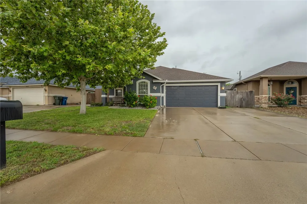 3826 Holland Drive Corpus Christi, TX 78418