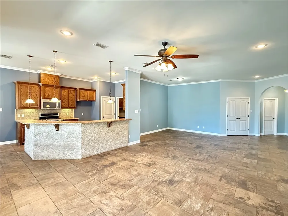 3826 Holland Drive Corpus Christi, TX 78418