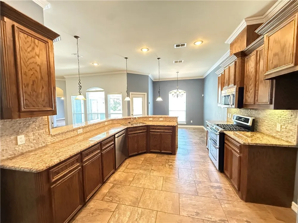 3826 Holland Drive Corpus Christi, TX 78418