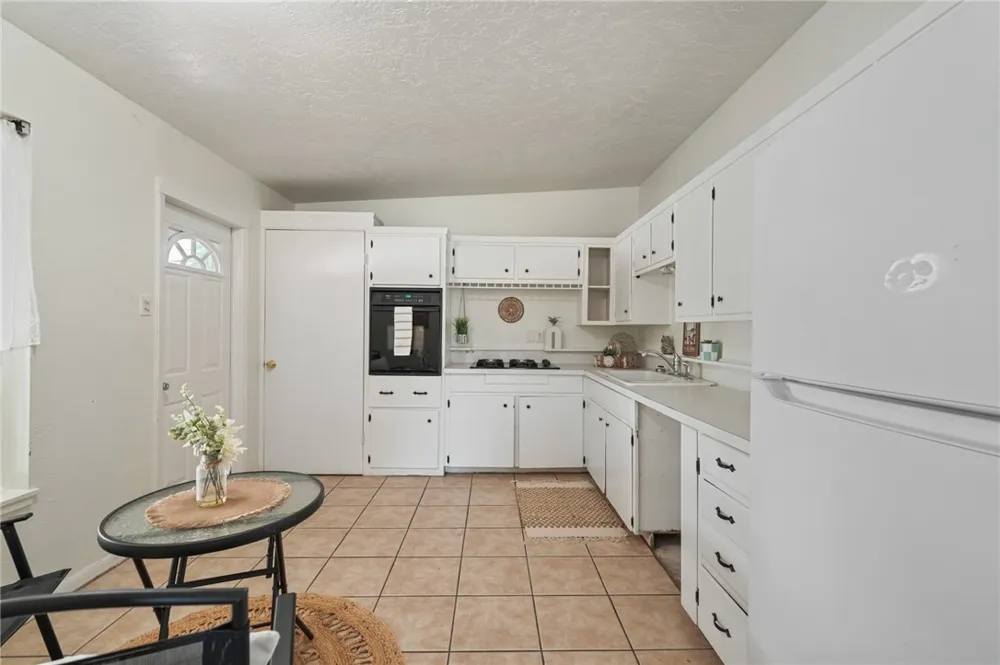 1514 E Johnston Avenue Kingsville, TX 78363