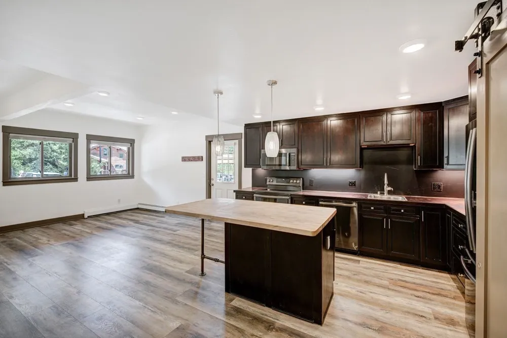 120 Sawmill Road #employee unit Breckenridge, CO 80424