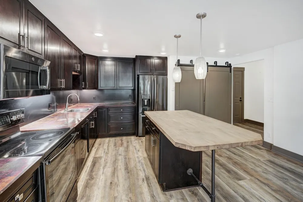 120 Sawmill Road #employee unit Breckenridge, CO 80424
