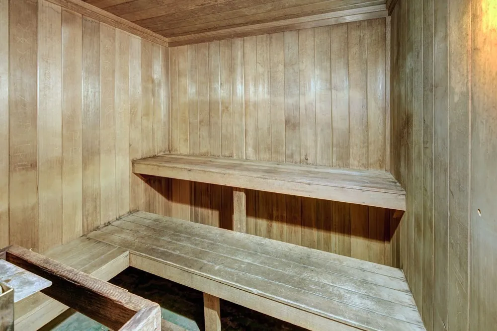 120 Sawmill Road #employee unit Breckenridge, CO 80424