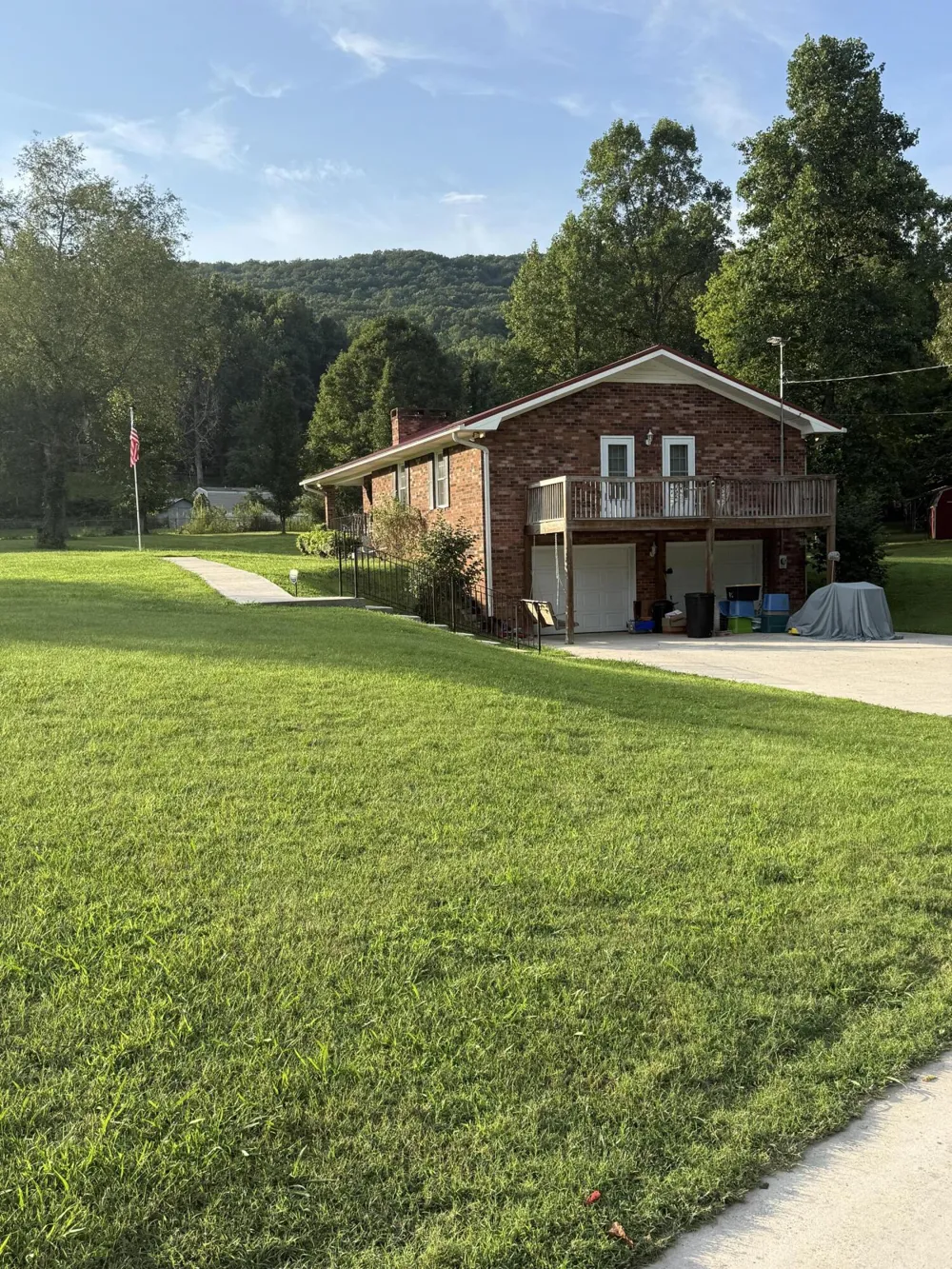 4394 Back Valley Road Evensville, TN 37332